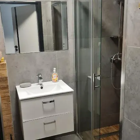 Rmf Naworol 2 公寓 *